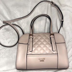 Authentic Guess purse. Light pink in great condition with rose gold hardware